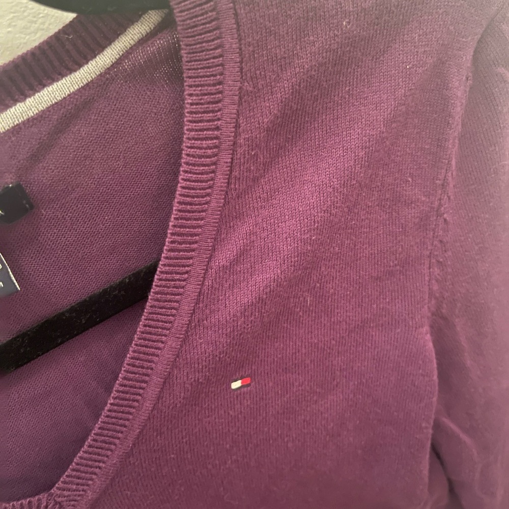Tommy Hilifiger long sleeve sweater